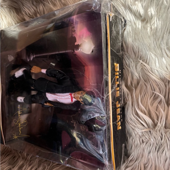 Michael Jackson Billie Jean Collection Doll - Picture 3 of 7